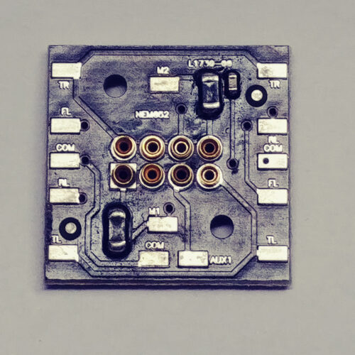 NEM 652 Anschlussplatine mit Buchse