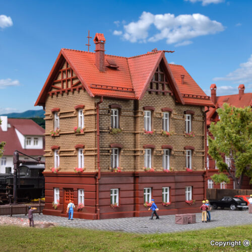 Wohnhaus am Bahndamm - Spur N