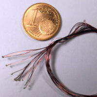 SMD LED 0201 - Rot - auf Draht