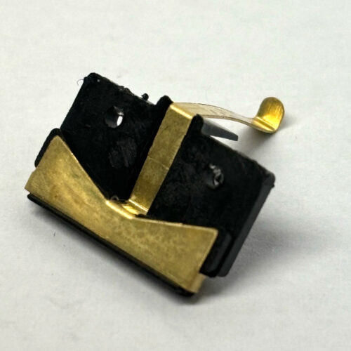 Isolierbrücke mit Kontakten für 2412